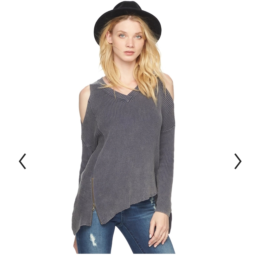 Rock and republic gray sweater small